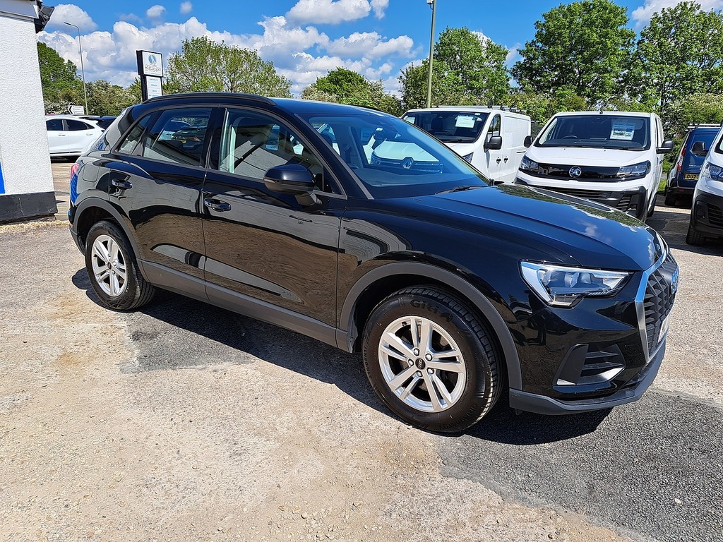 Audi Q3 Tfsie Technik ML72LKP Black #5