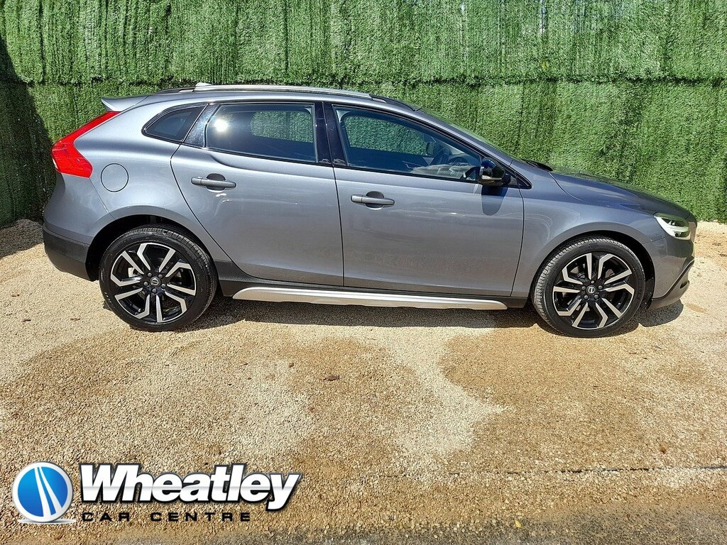 Volvo V40 Cross Country T3 Pro Grey