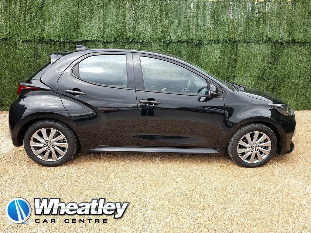 Toyota Yaris Vvt-h Icon Black