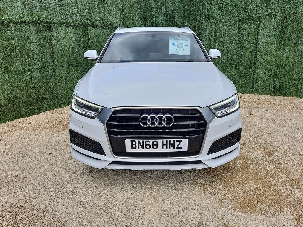 Audi Q3 Tfsi Cod S Line Edition BN68HMZ White #3