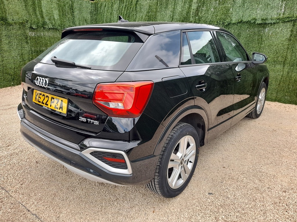 Audi Q2 Tfsi Cod Sport KE22PZA Black #5