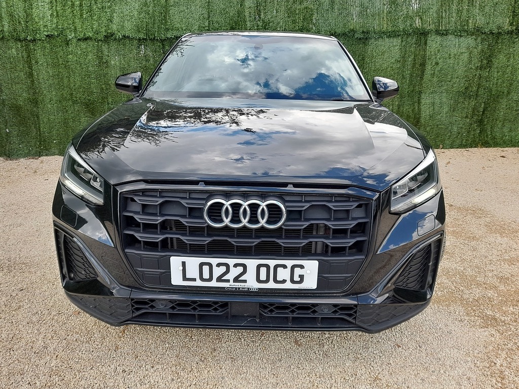 Audi Q2 Tfsi Cod Black Edition LO22OCG Black #3