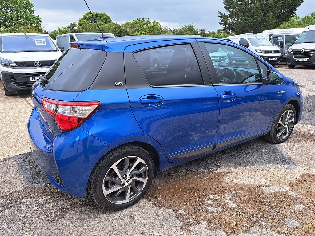 Toyota Yaris Vvt-h Y20 Bi-tone FG20TNV Blue #6