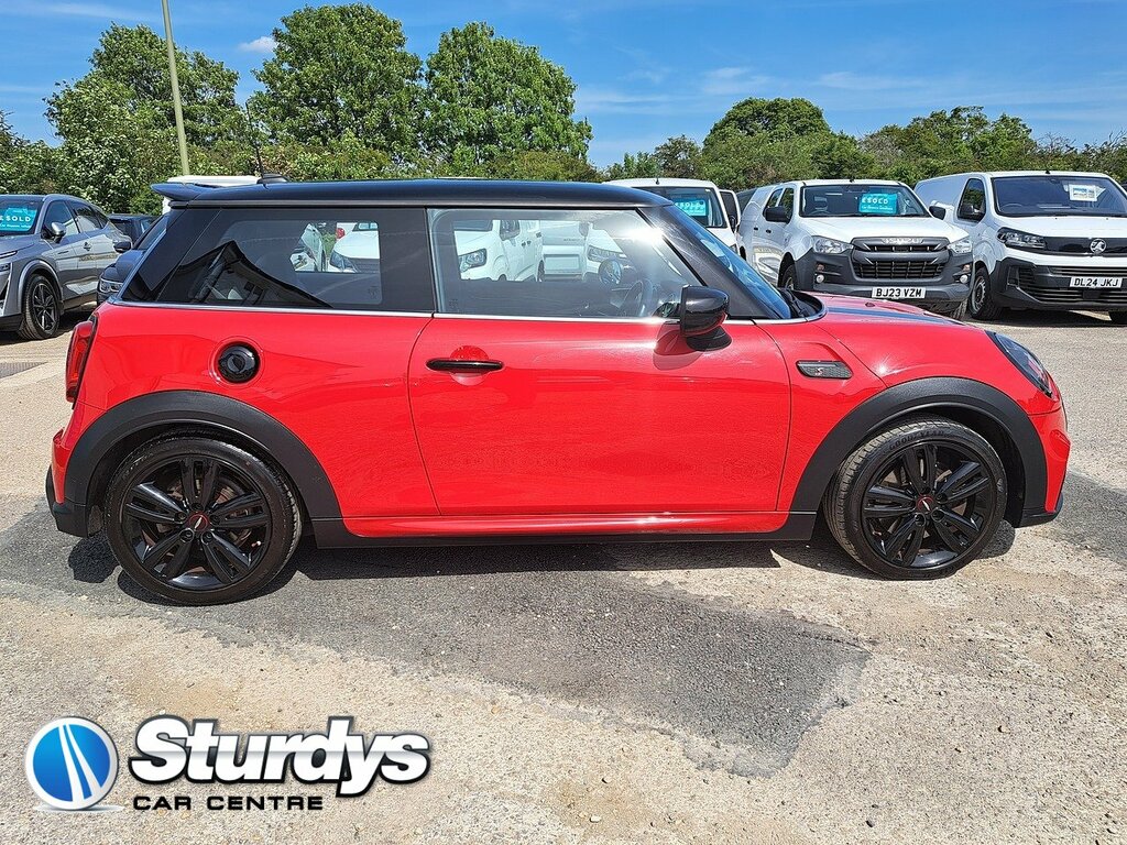 Mini Hatch Cooper S Sport Red