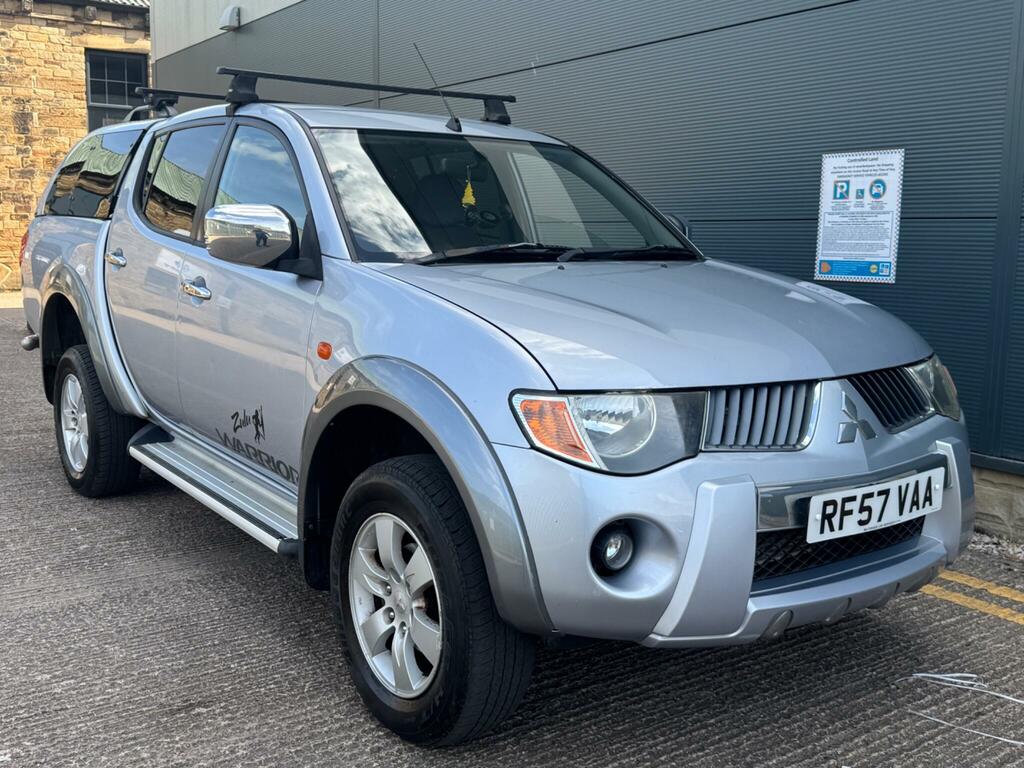 Mitsubishi L200 2.5 Di-d Warrior 4Wd Silver