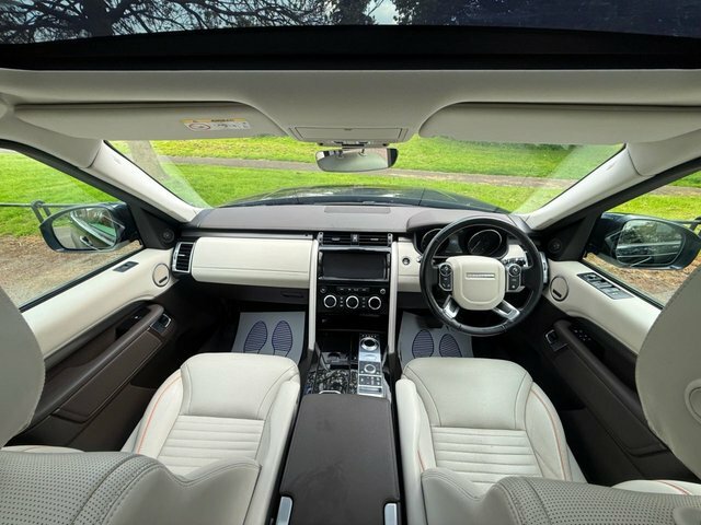 Land Rover Discovery 2017 3.0 Td V6 Hse Black Pack Panoramic Roof Merid OY67NNK Black #5