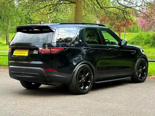 Land Rover Discovery 2017 3.0 Td V6 Hse Black Pack Panoramic Roof Merid OY67NNK Black #4