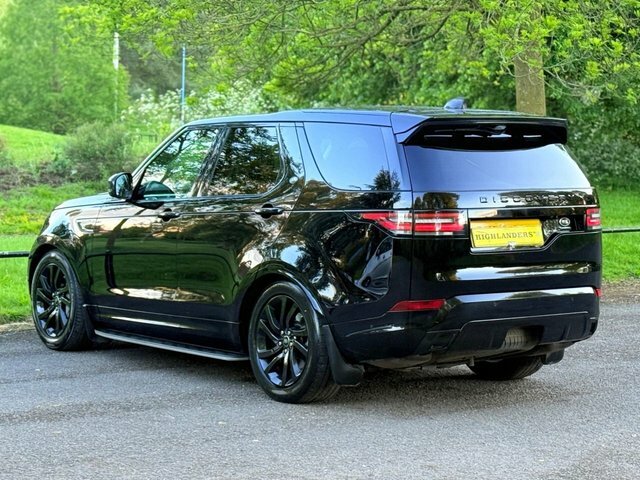 Land Rover Discovery 2020 3.0 Sd V6 Landmark Edition Black Pack Panoram SH70OFN Black #2