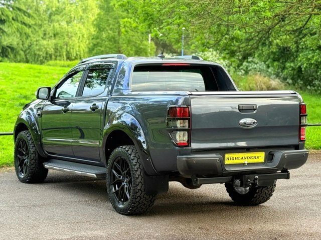 Ford Ranger 2020 3.2 Tdci Wildtrak Raptor Kit Pickup Double Ca AJ20GDY Grey #3