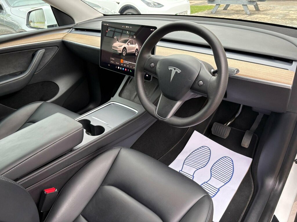 Tesla Model Y Dual Motor Long Range Suv 4Wde WU72DXT White #3