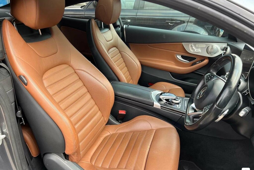 Mercedes-Benz C Class Coupe 2.0 C300 Amg Line Premium Plus G-tronic E N90CKG Grey #2