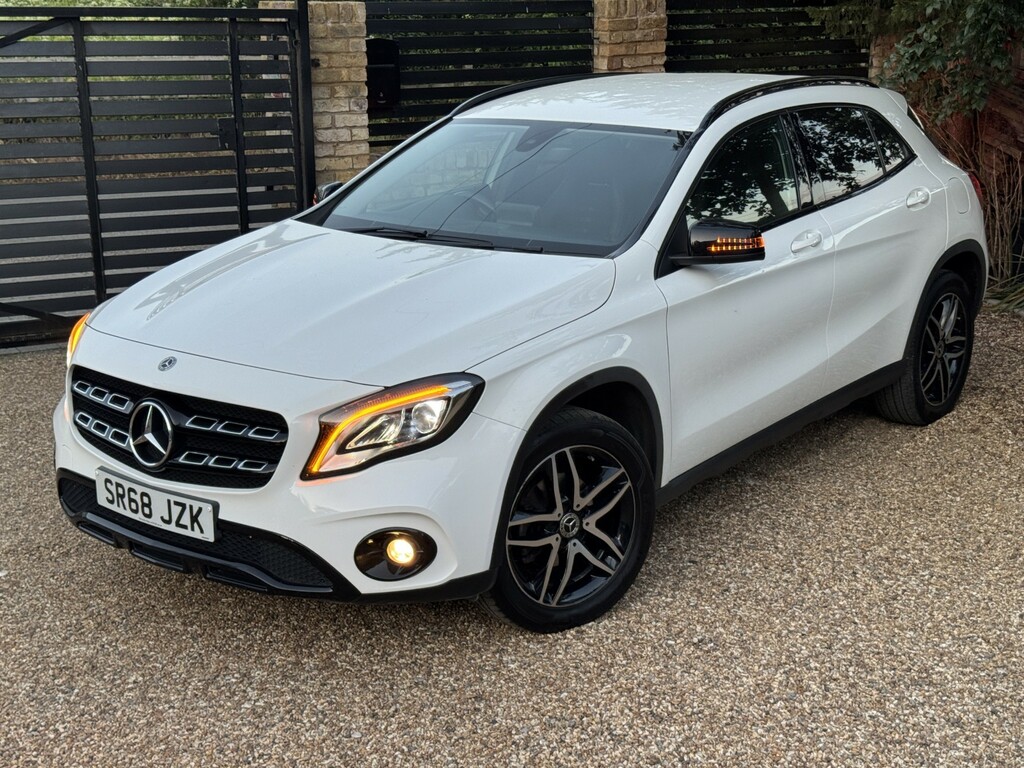 Mercedes-Benz GLA Class Suv 1.6 Gla180 Urban Edition 201968 White