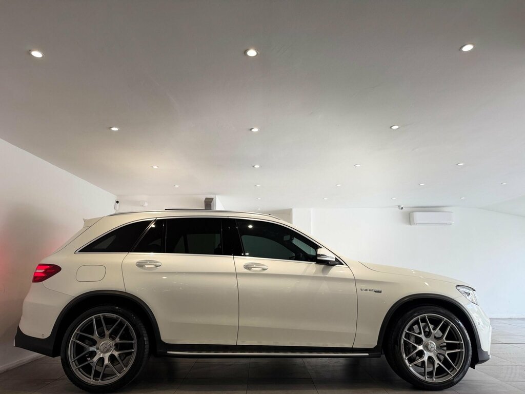 Mercedes-Benz GLC Class 4.0 Glc63 V8 Biturbo Amg Premium Spds Mct 4Matic White #4