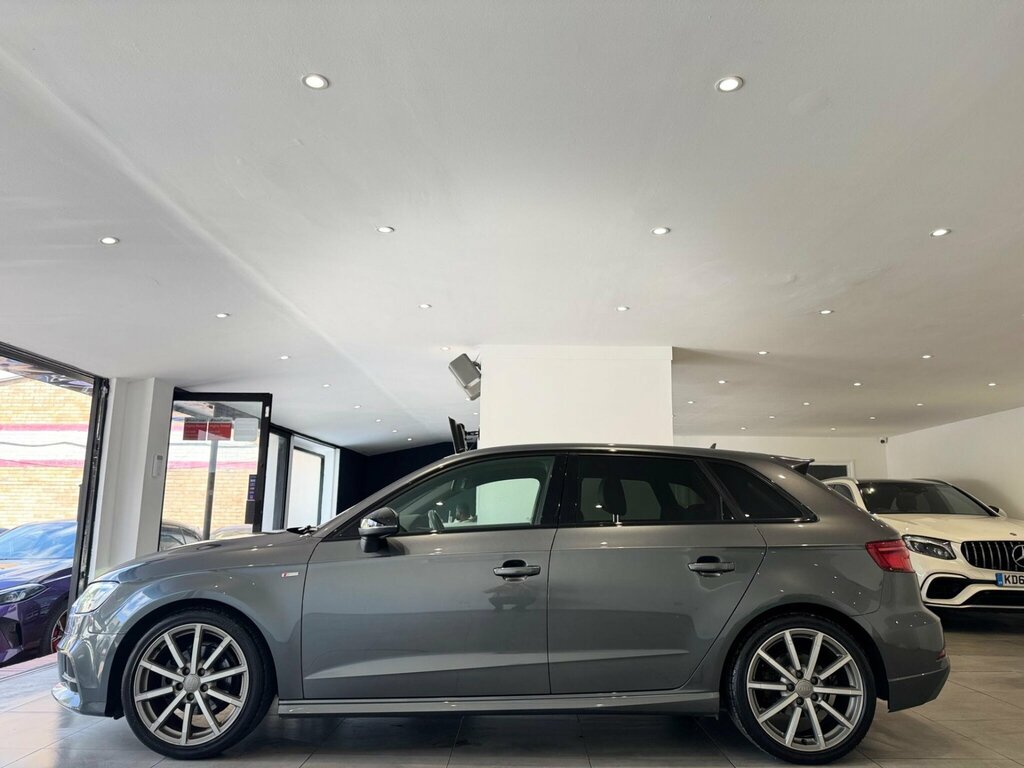 Audi A3 1.5 Tfsi Cod Black Edition Sportback S Tronic Euro GF18XOG Grey #5