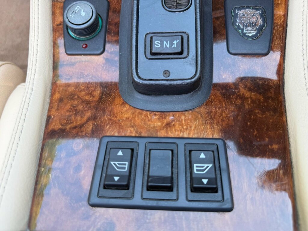 Jaguar XJS 6.0 V12  #44