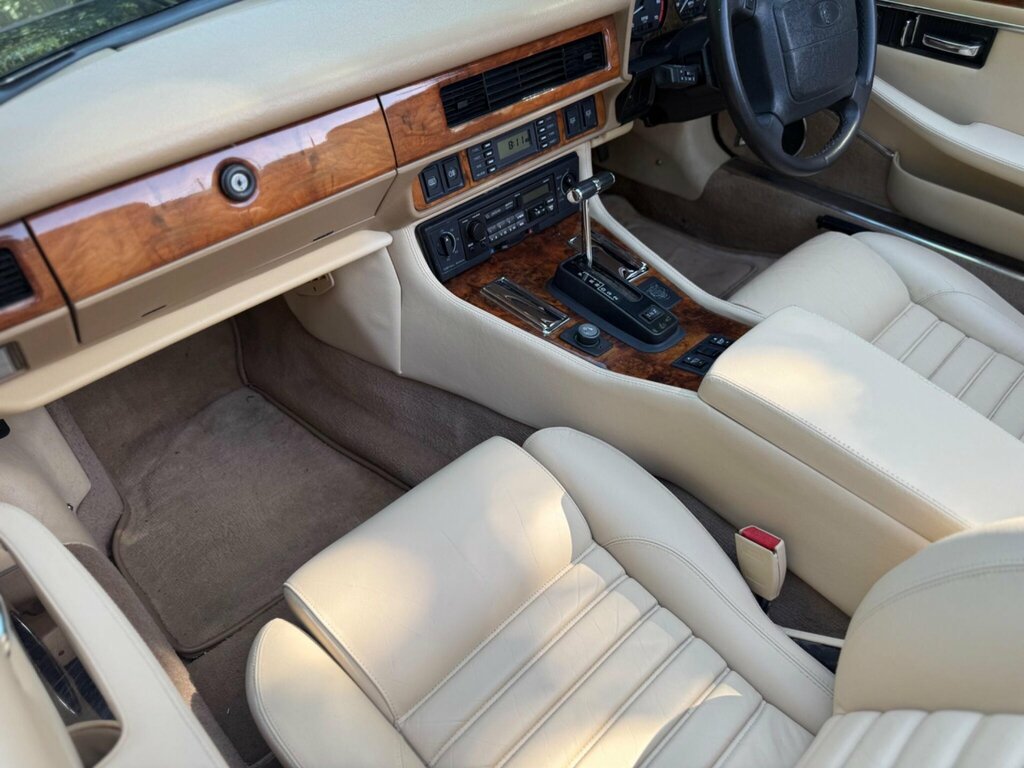 Jaguar XJS 6.0 V12  #56