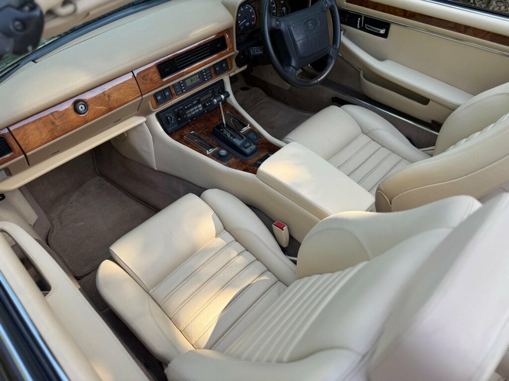 Jaguar XJS 6.0 V12  #52