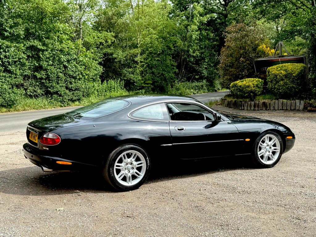 Jaguar XK8 4.2 2dr Auto Silver #7