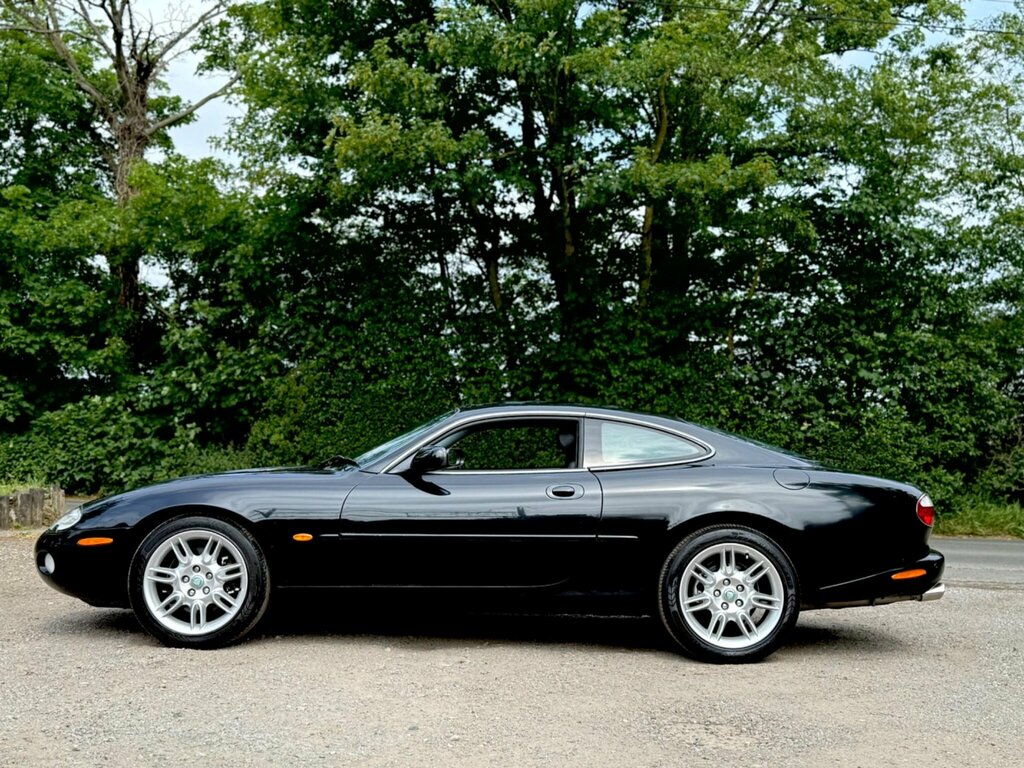 Jaguar XK8 4.2 2dr Auto Silver #15