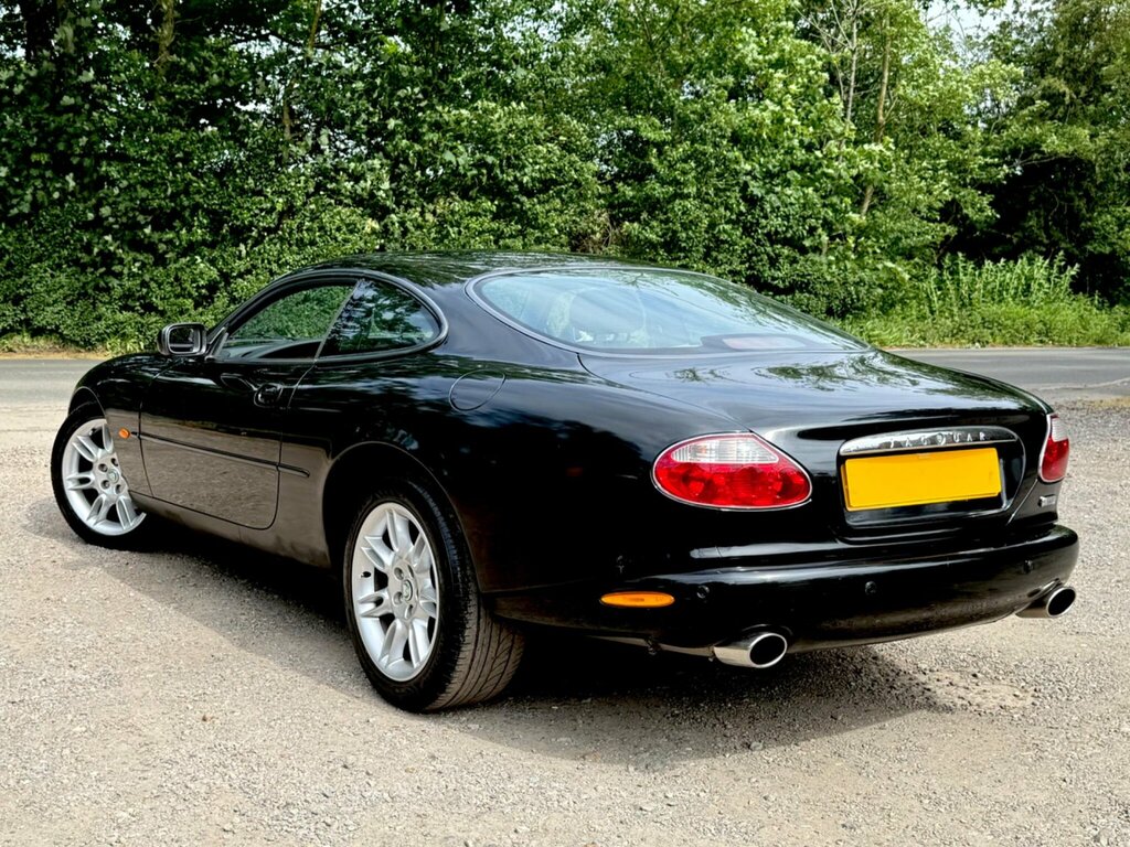 Jaguar XK8 4.2 2dr Auto Silver #13