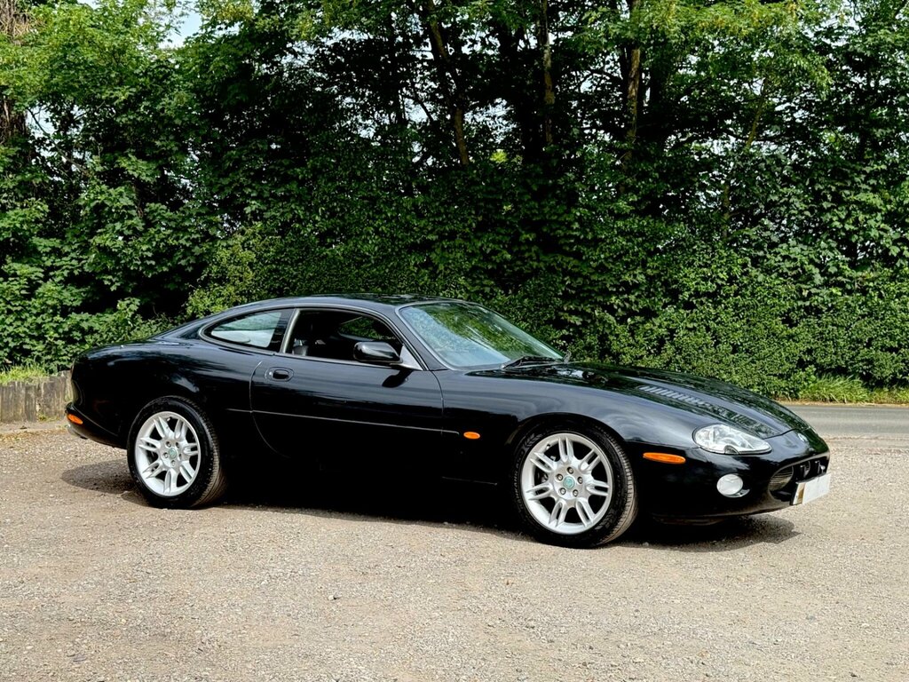 Jaguar XK8 4.0 2dr Black #4