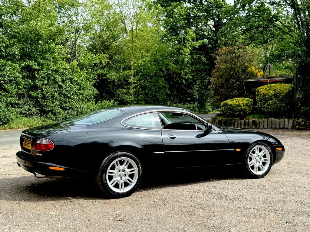 Jaguar XK8 4.0 2dr Black #6