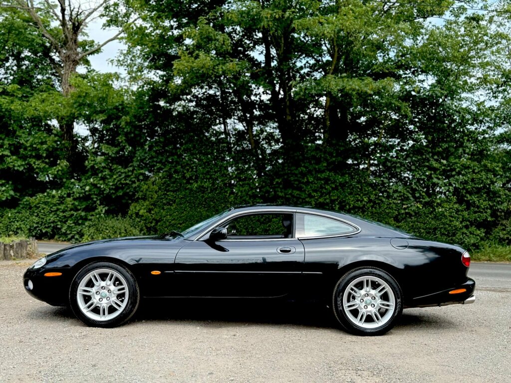 Jaguar XK8 4.2 2dr Auto Silver #16