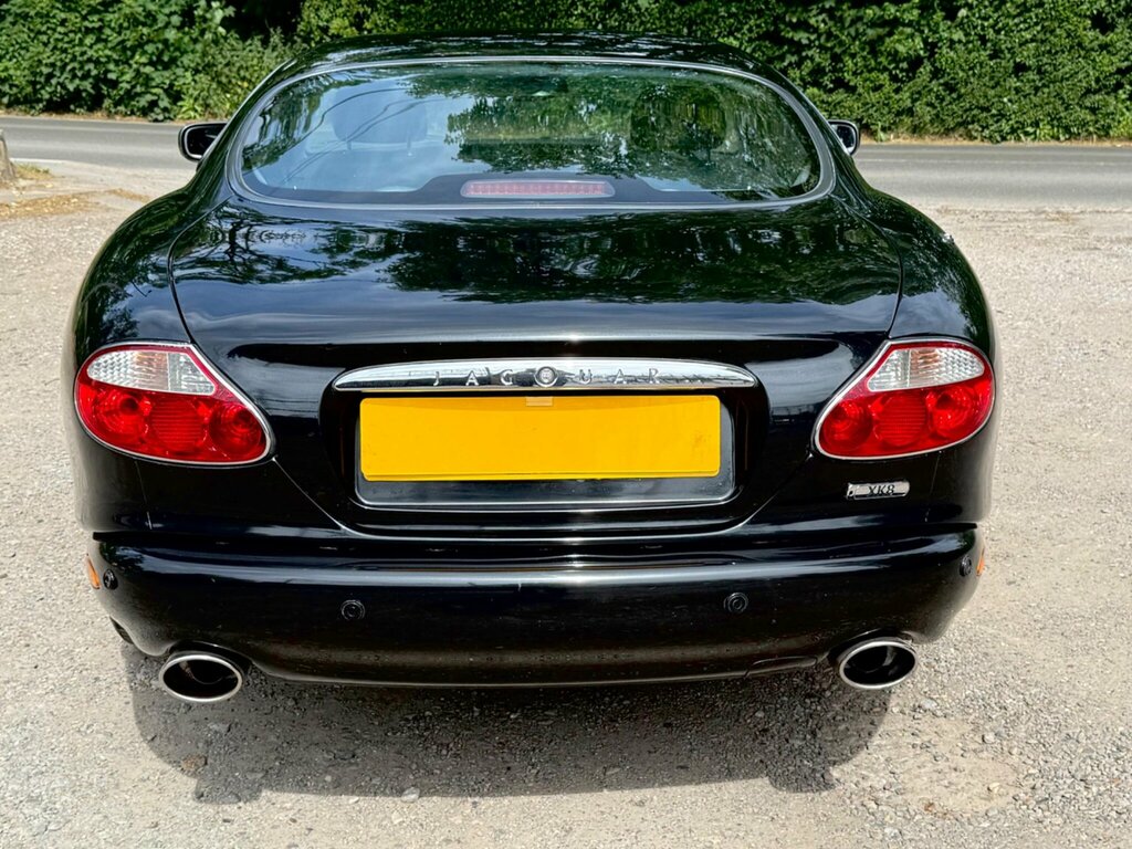Jaguar XK8 4.2 2dr Auto Silver #10