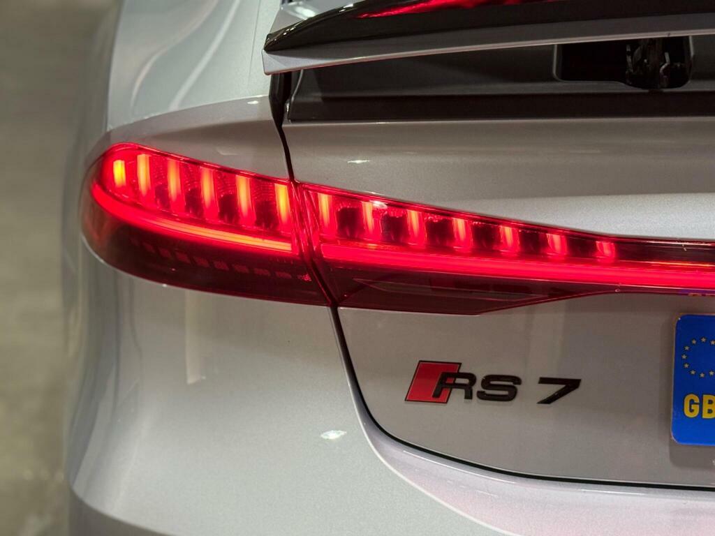 Audi RS7 2020 4.0 Rs 7 Sportback Tfsi Quattro Vorsprung Mhe Black #26