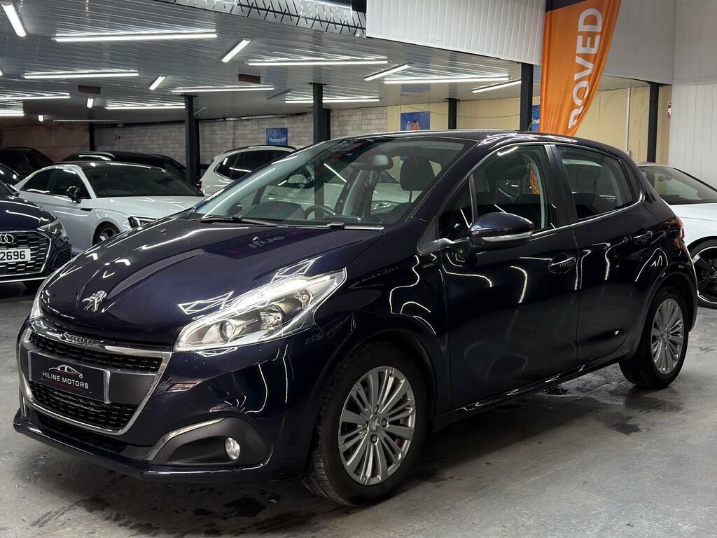 Peugeot 208 1.2 Puretech Signature Euro 6 S S DS68WZG Blue #3