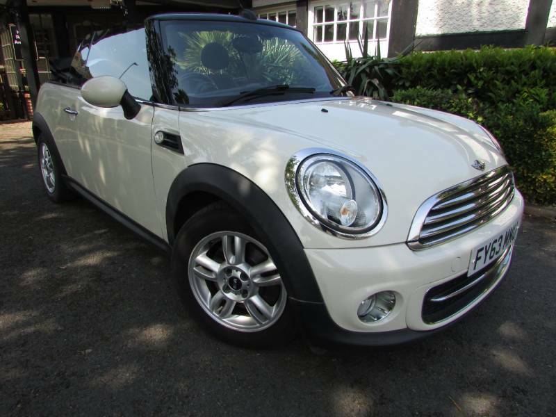 Mini Convertible 1.6 Cooper D - 2013 63 White