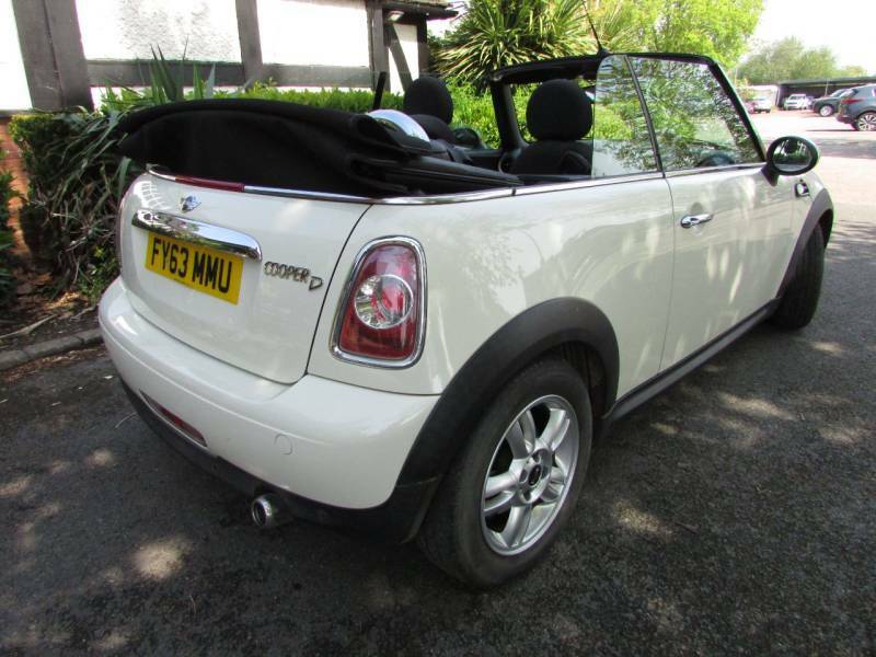 Mini Convertible 1.6 Cooper D - 2013 63 White #2