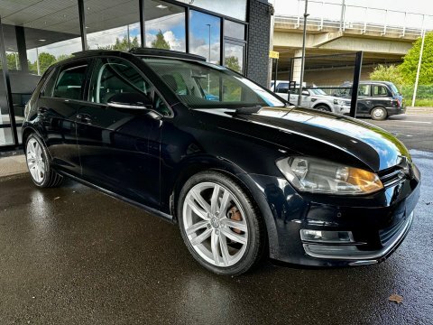 Volkswagen Golf 1.6 Tdi Bluemotion Black #2