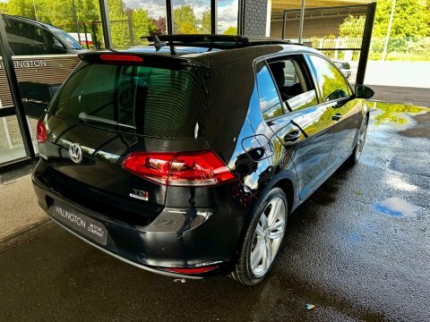 Volkswagen Golf 1.6 Tdi Bluemotion Black #4
