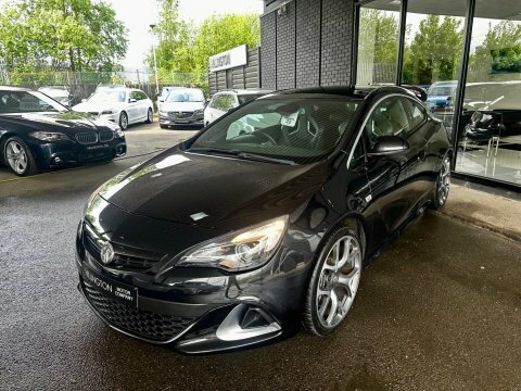 Vauxhall Astra GTC 2.0T Vxr Euro Black #3