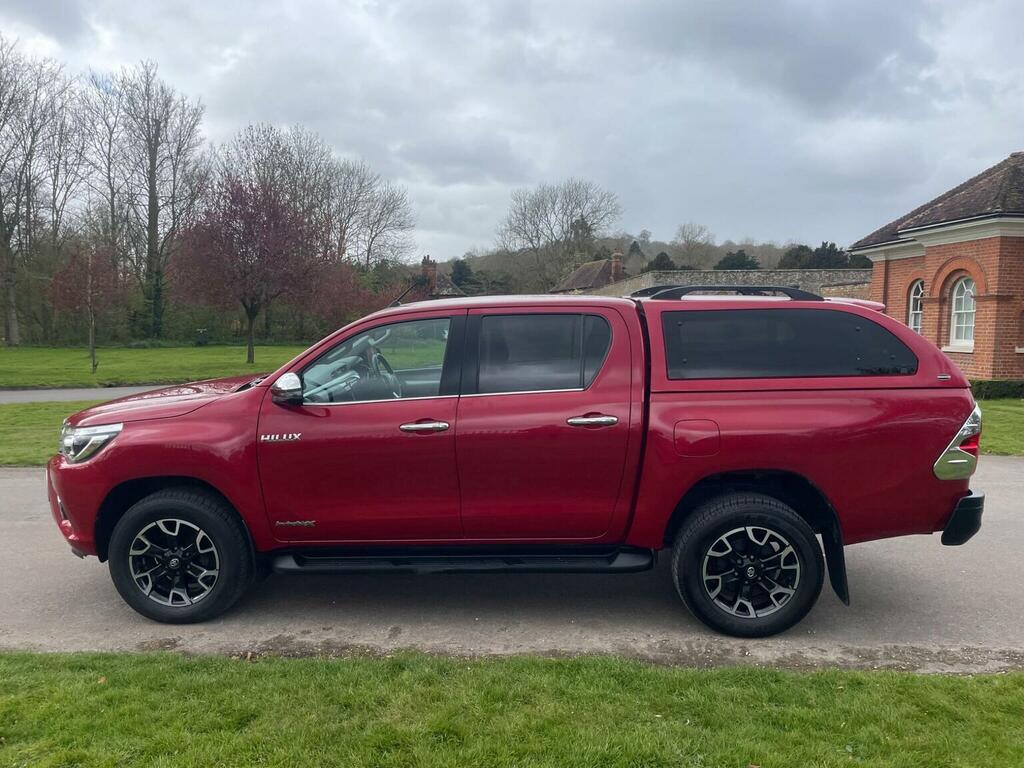 Toyota HILUX 2.4 D-4d Invincible X 4Wd Euro 6 Ss T EY18LXM Red #6