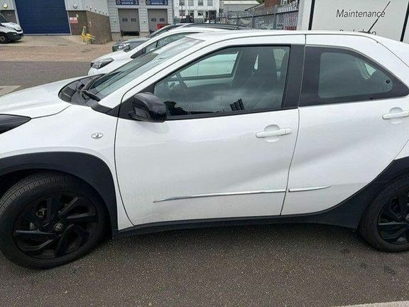 Toyota Aygo X Pure Automatic EK25KZN White #3