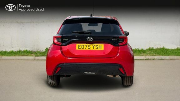 Toyota Yaris Excel Red #4