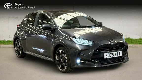 Toyota Yaris Excel Pan Roof Grey