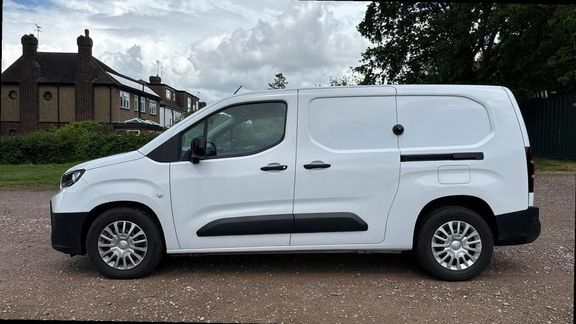 Toyota Proace City Icon Long 50Kwh Ply Lining EF75FCC White #6