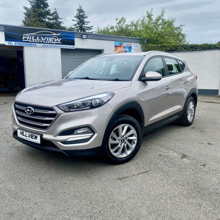 Hyundai Tucson 1.7 Crdi Blue Drive Se Nav 2Wd Dct MRZ7203 Brown #2
