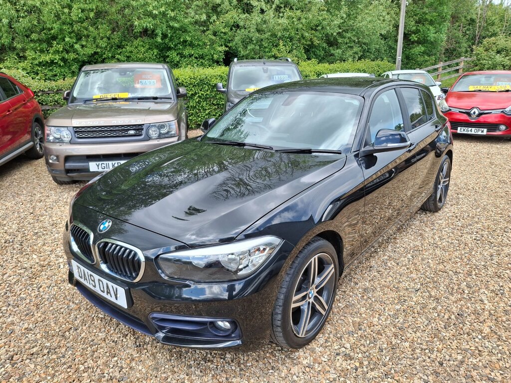 BMW 1 Series 1.5 118I Sport Hatchback Euro 6 DA19OAV Black #2