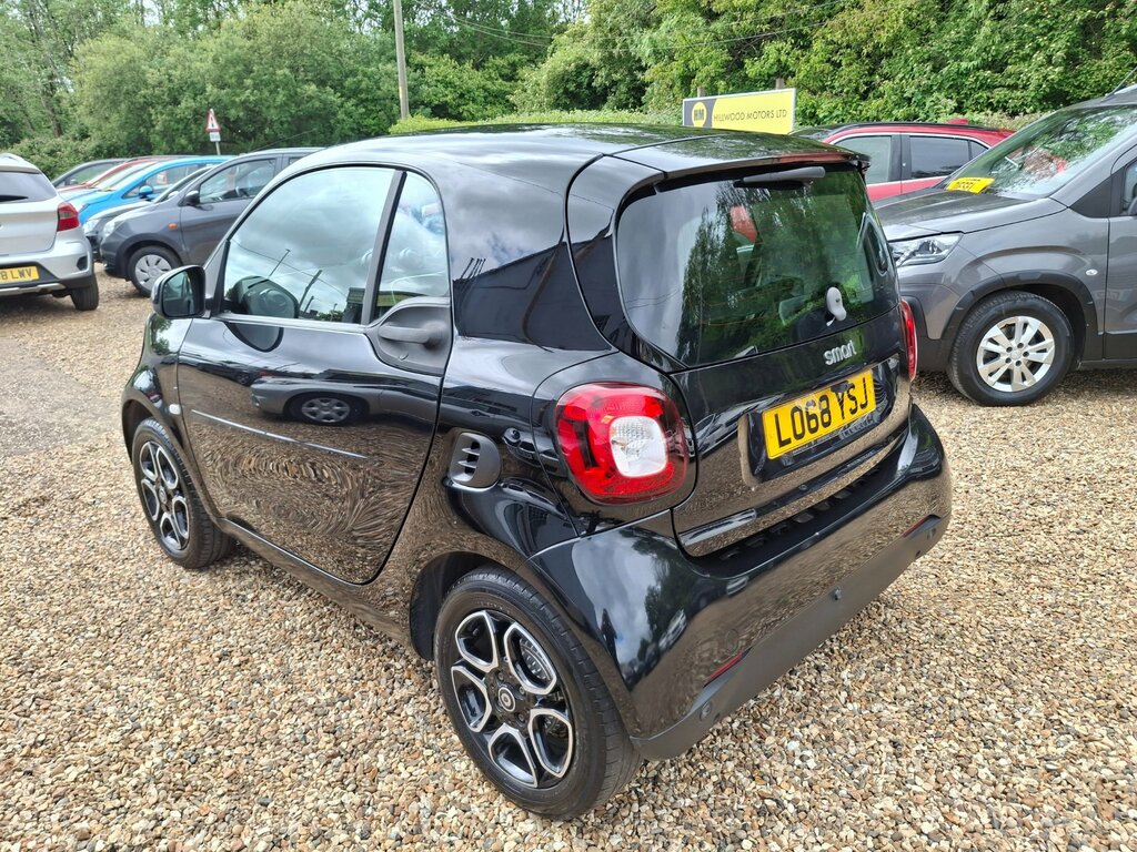 Smart Fortwo Coupe 0.9T Prime Premium Coupe Twinamic Eur Black #4