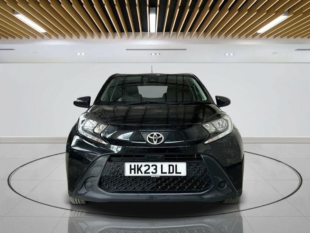 Toyota Aygo X 1L Pure HK23LDL Black #2