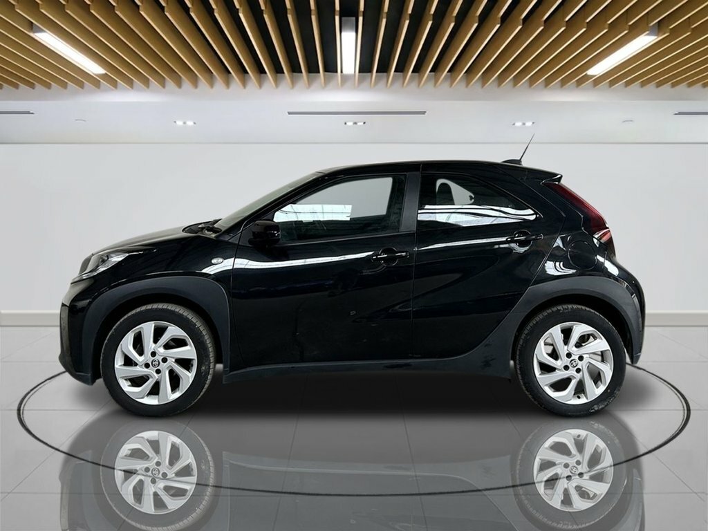 Toyota Aygo X 1L Pure HK23LDL Black #5