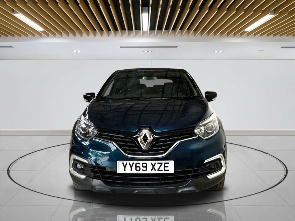 Renault Captur 0.9L Iconic YY69XZE Blue #2