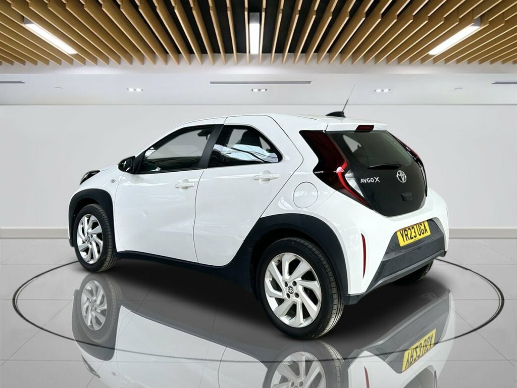 Toyota Aygo X 1L Pure YR23UGA White #6