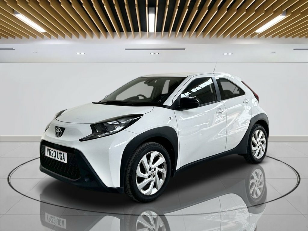 Toyota Aygo X 1L Pure YR23UGA White #4