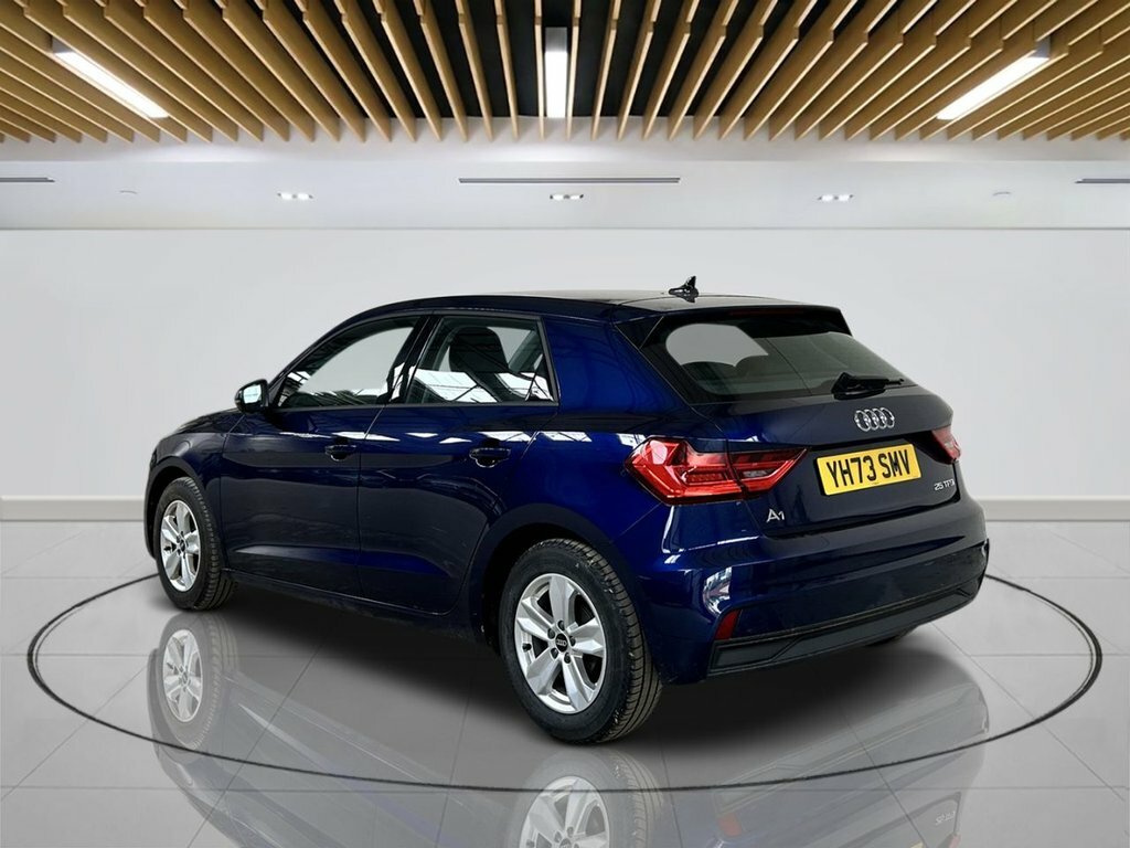 Audi A1 1L Technik YH73SMV Blue #6