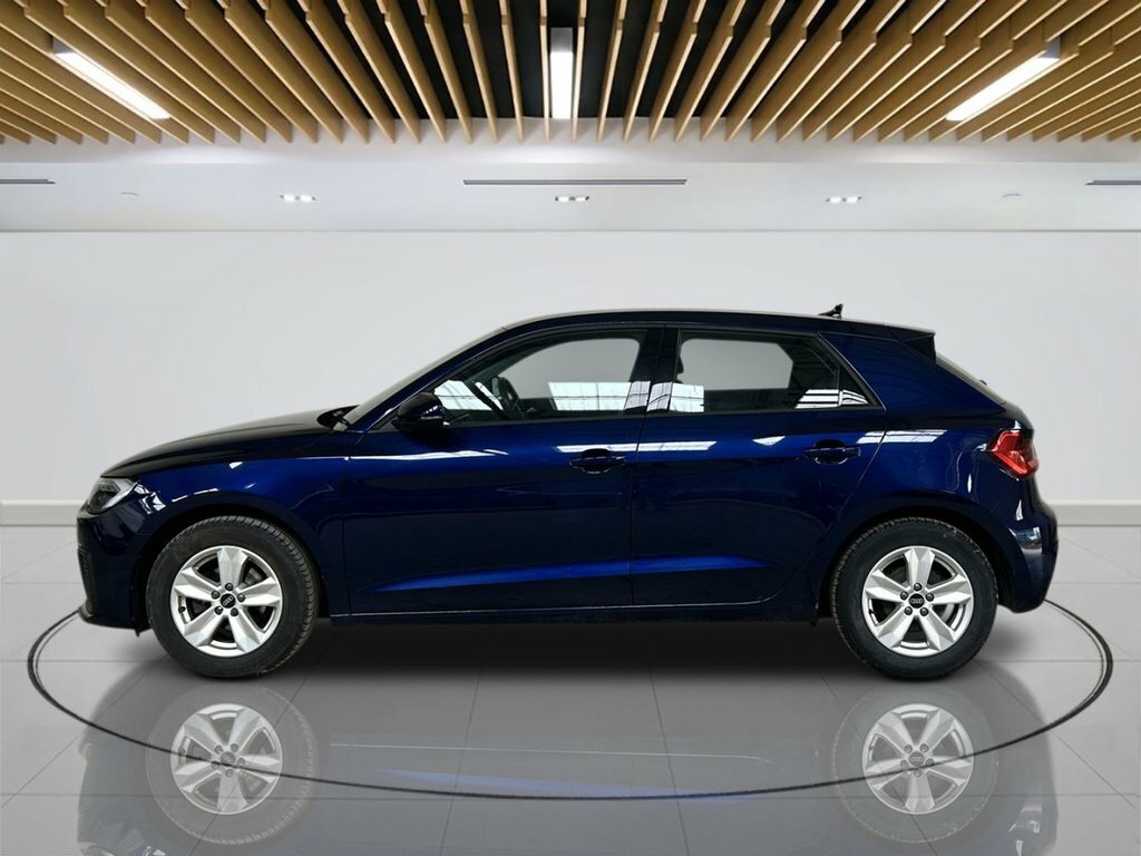 Audi A1 1L Technik YH73SMV Blue #5